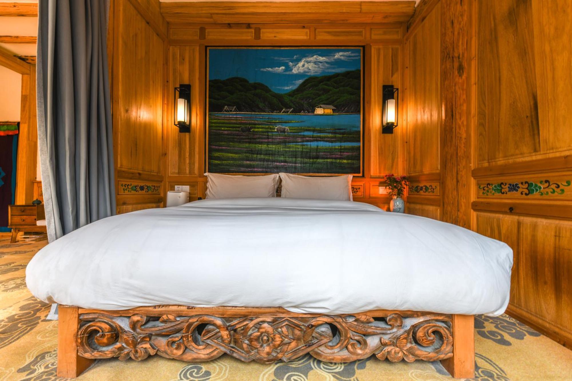 Hotel The Blue Mountains On The Moon Shangri-La Exterior foto